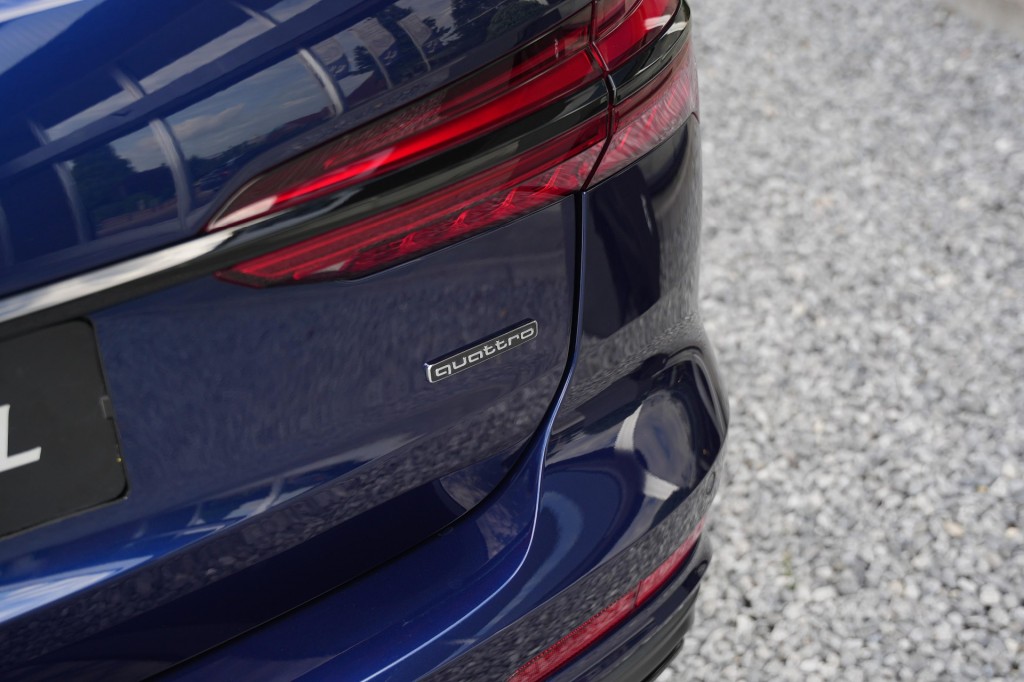 large_1753084616445223