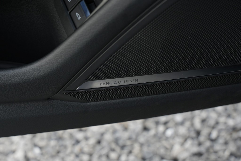 large_1753084616445649