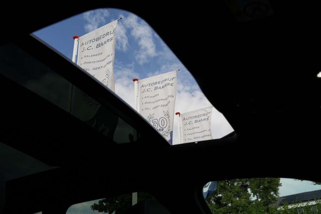 large_1753084616445652