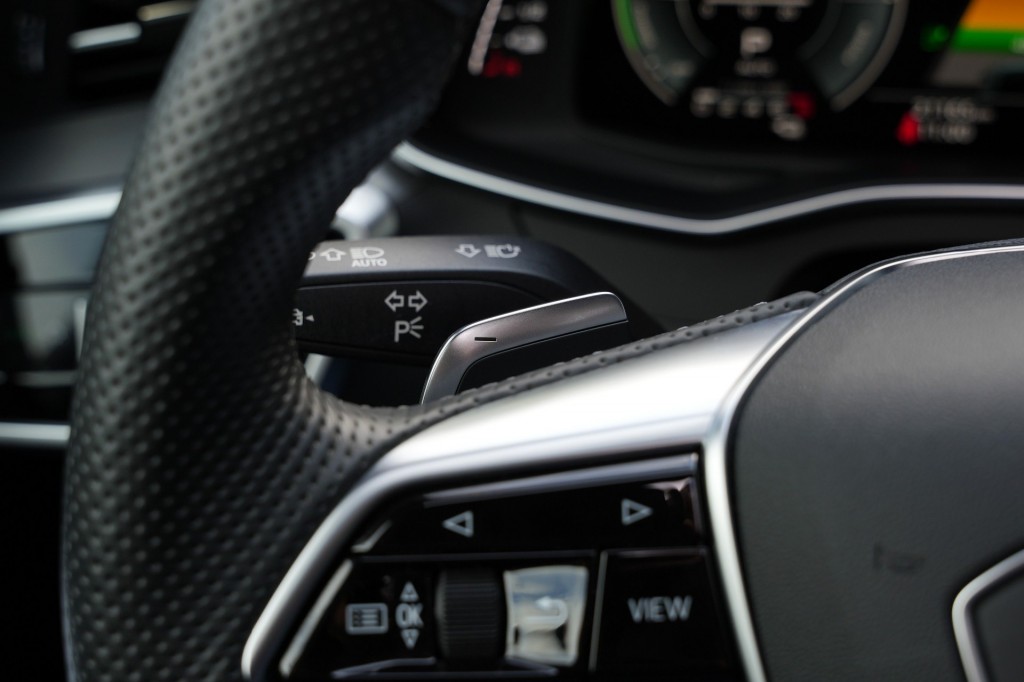 large_1753084616445686