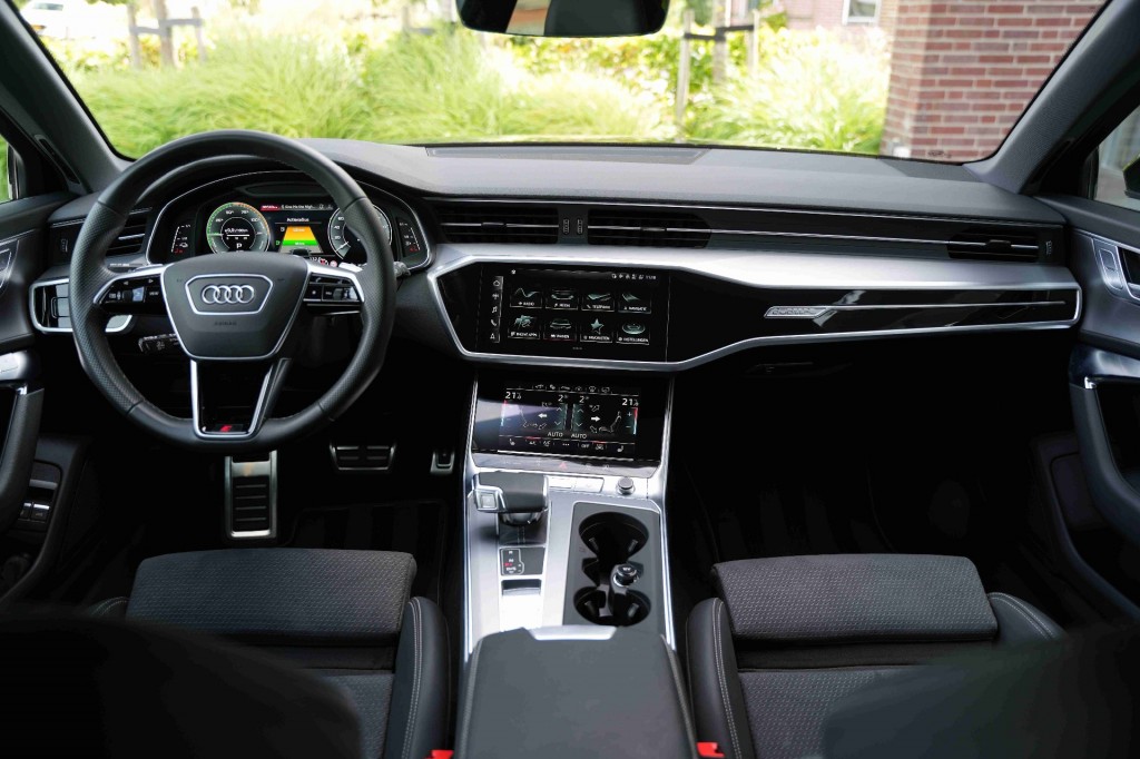 large_1753084616445913