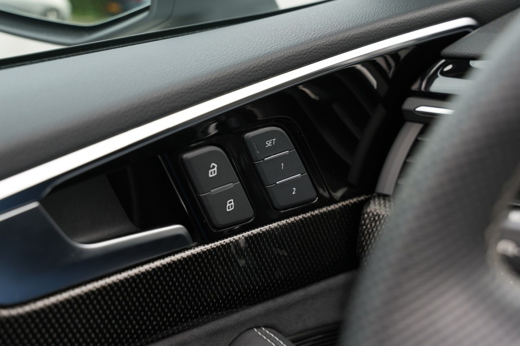 large_1755087767391101