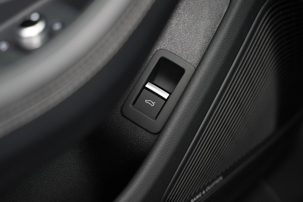 large_1755087767391174