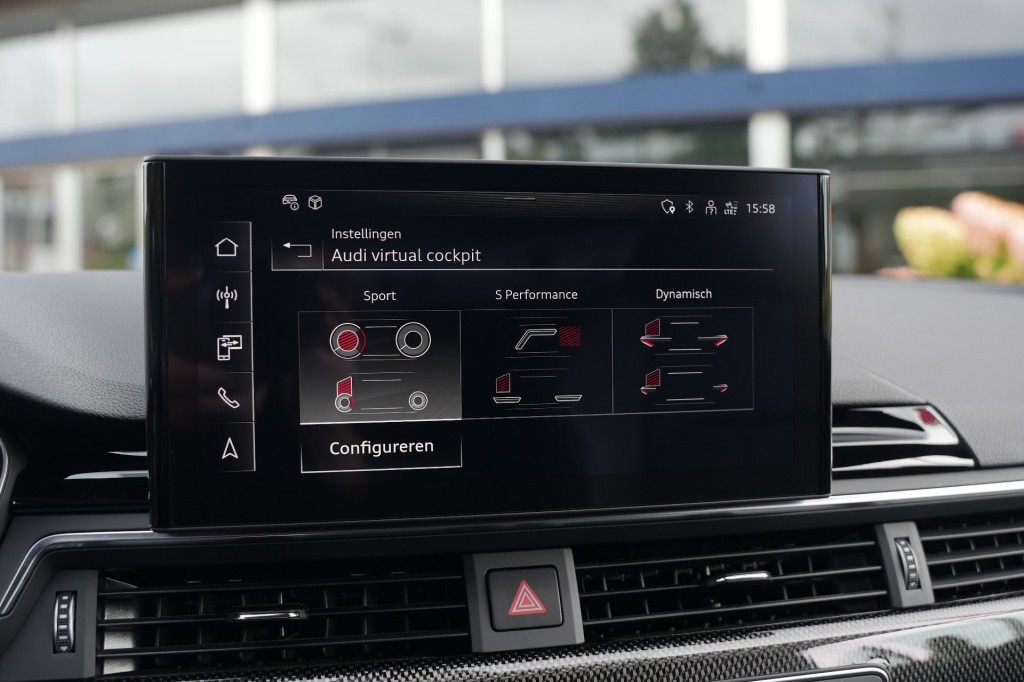 large_1755087767391375