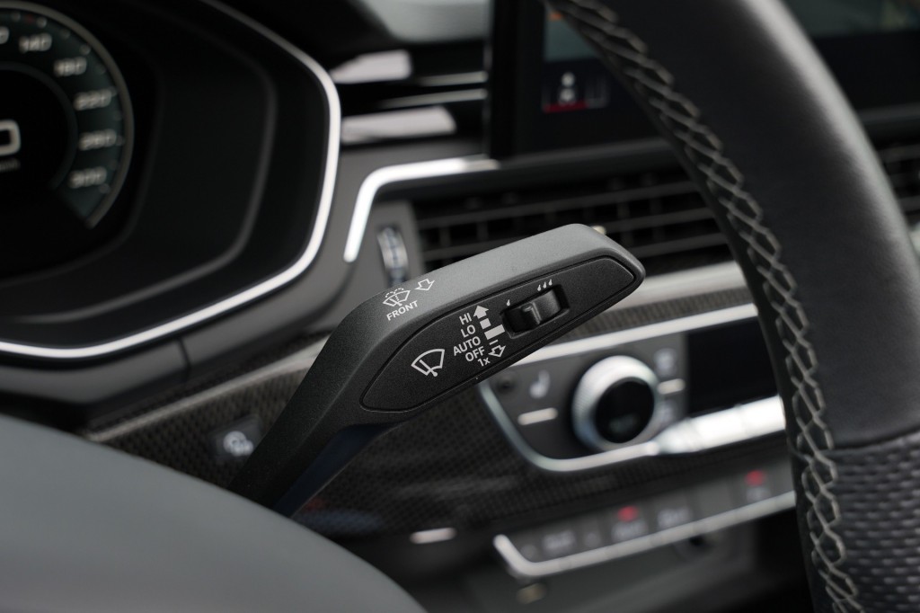 large_1755087767391514