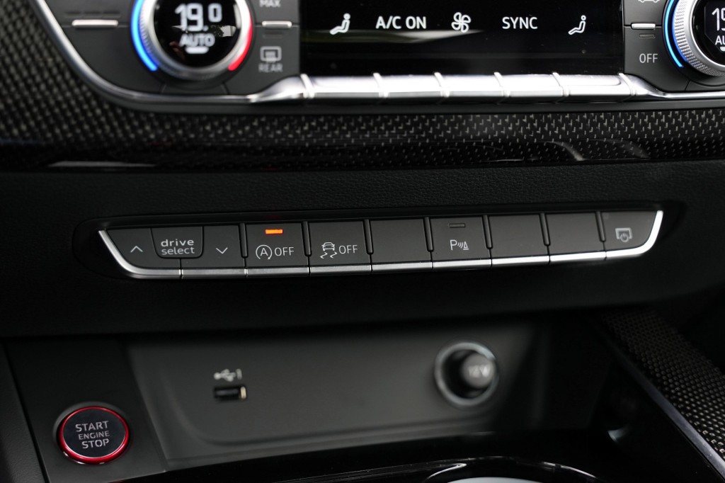 large_1755087767391870