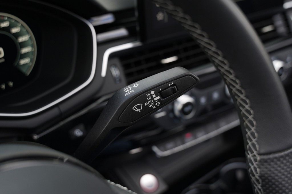 large_1755252664945116