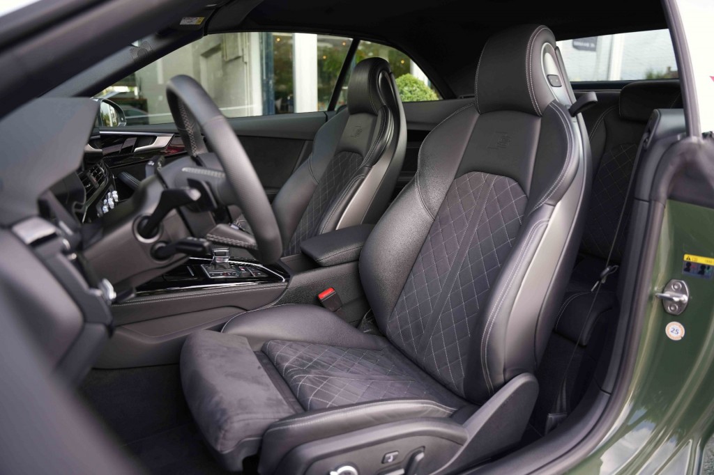 large_1755252664945620