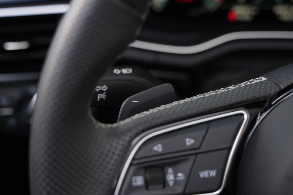 large_1755252664945835