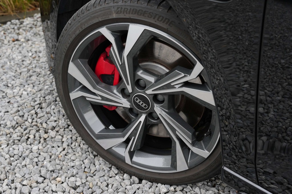 large_1757066551612125