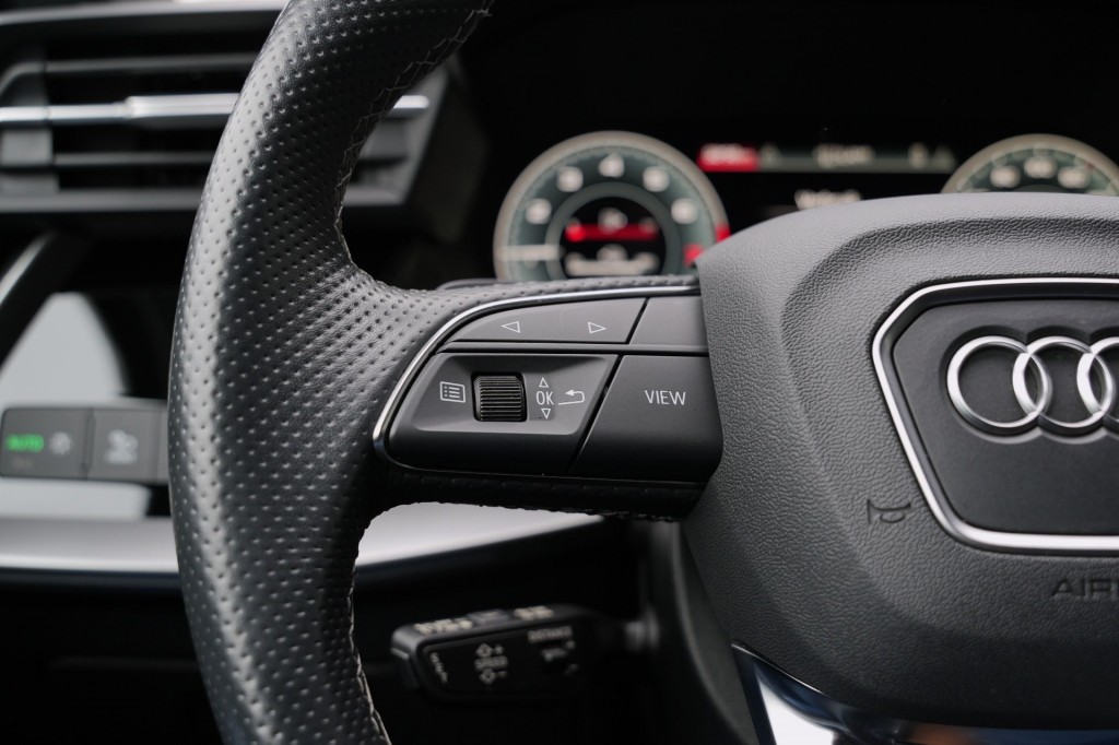 large_1757066551612155