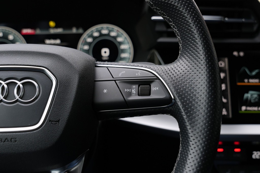 large_1757066551612625