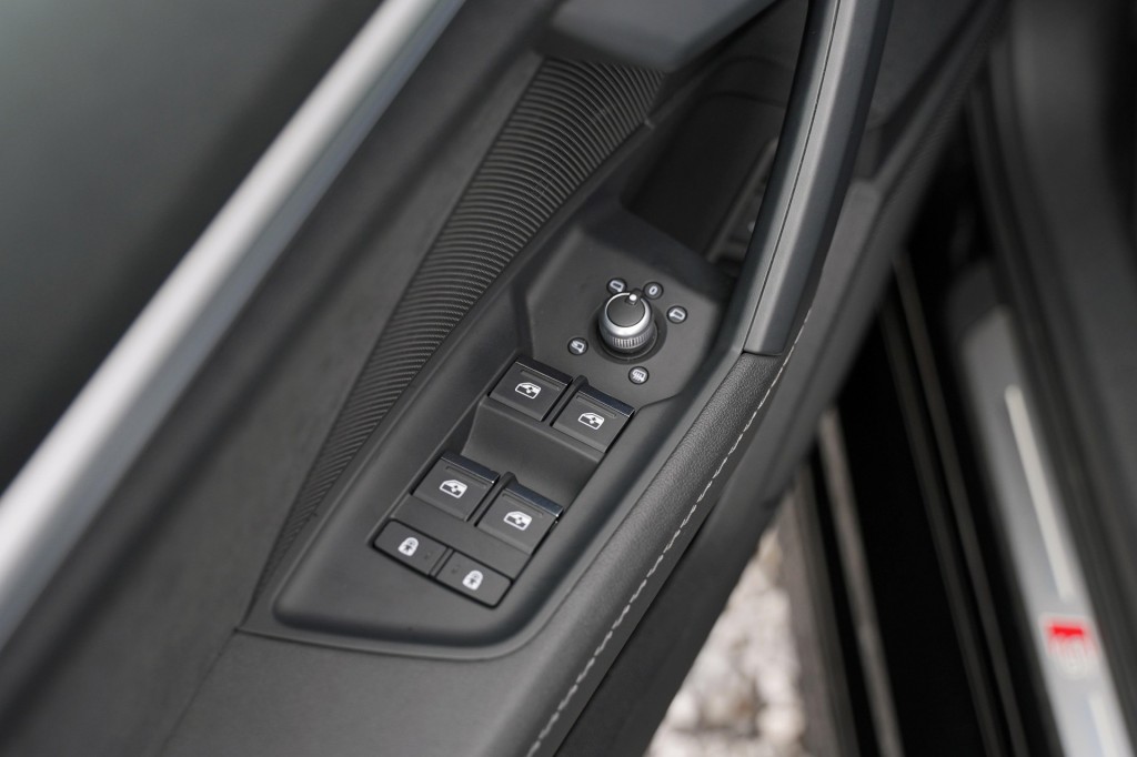 large_1757066551612644