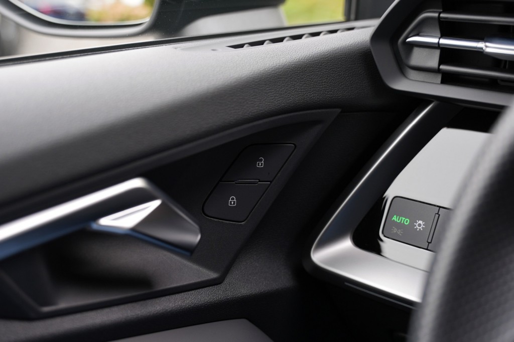 large_1757066551612950