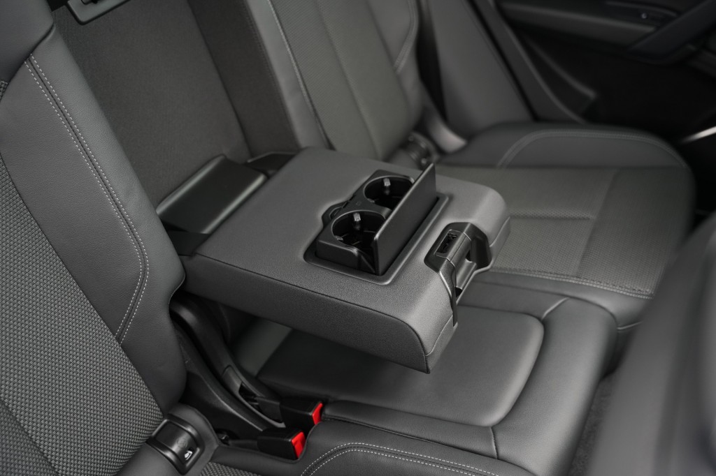 large_1758101521108013