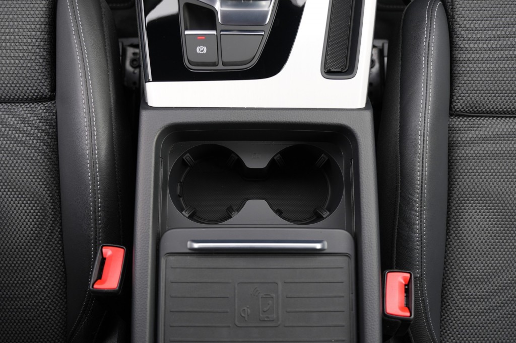 large_1758101521108333