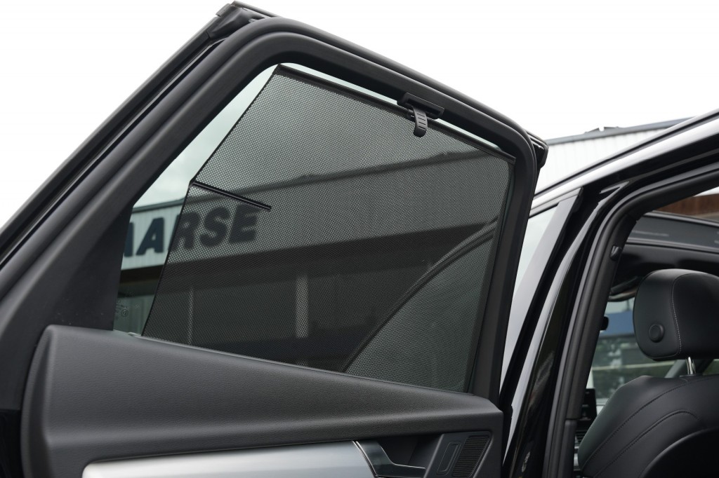 large_1758101521108371