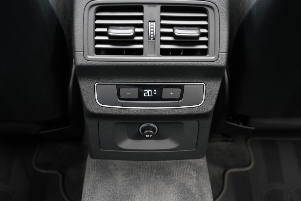 large_1758101521108381