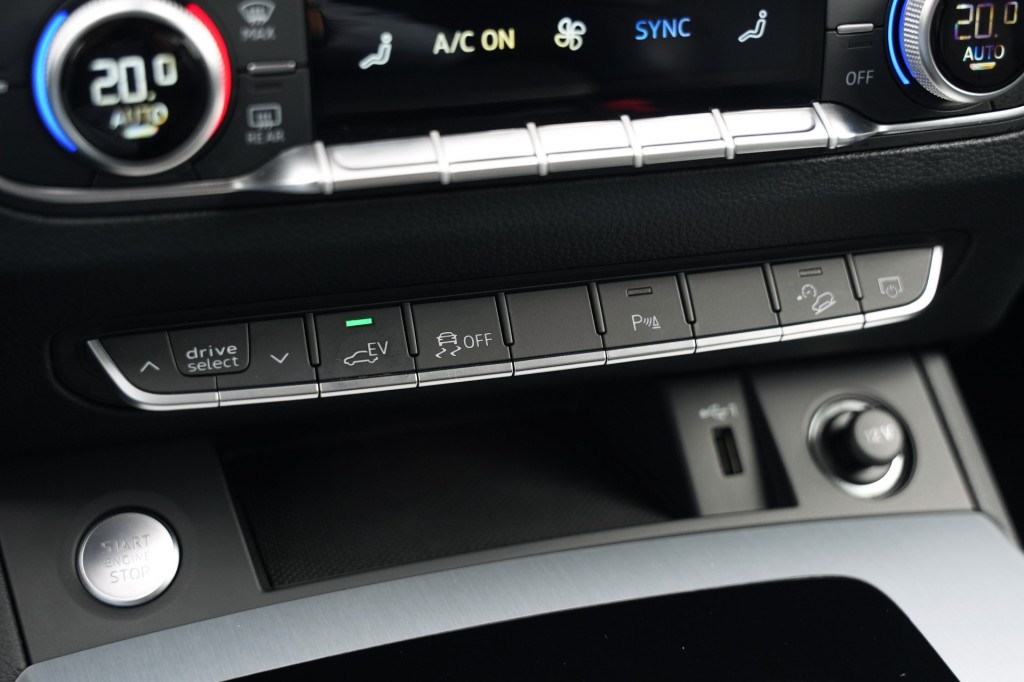 large_1758101521108549