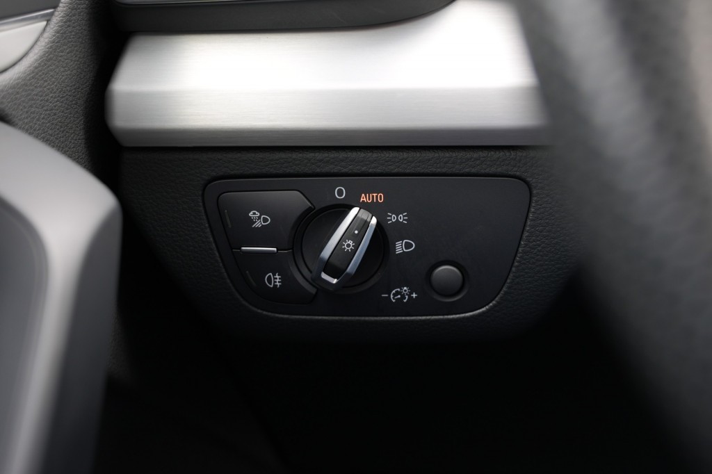 large_1758101521108563